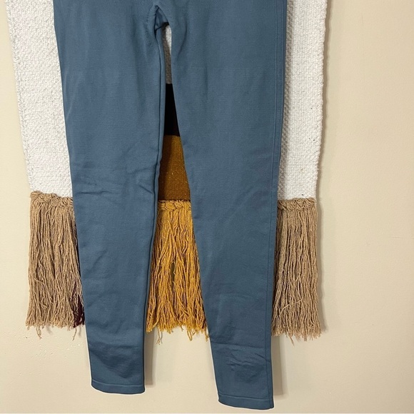 Blanqi everyday Highwaist Postpartum + Nursing Support Leggings size medium - Picture 4 of 7